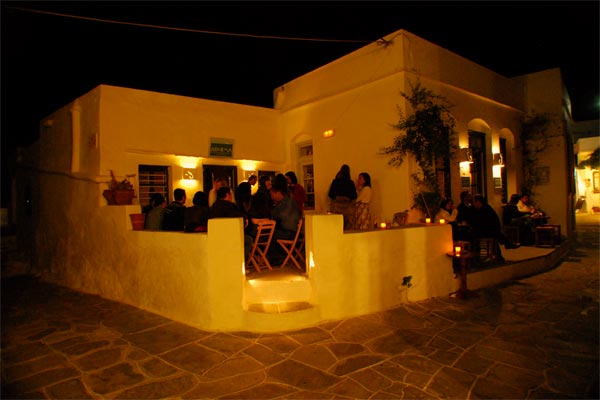Le bar rock Doloma à Apollonia