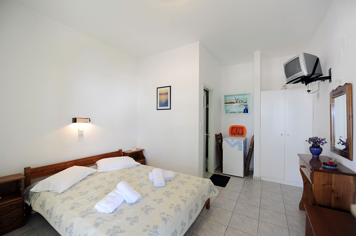 Ntina chambres, Artemonas - Sifnos