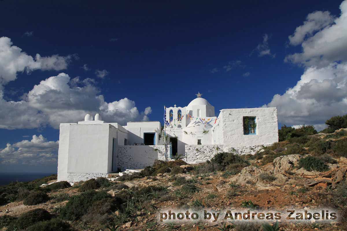 La petite église d'Agios Nikolas Aerina