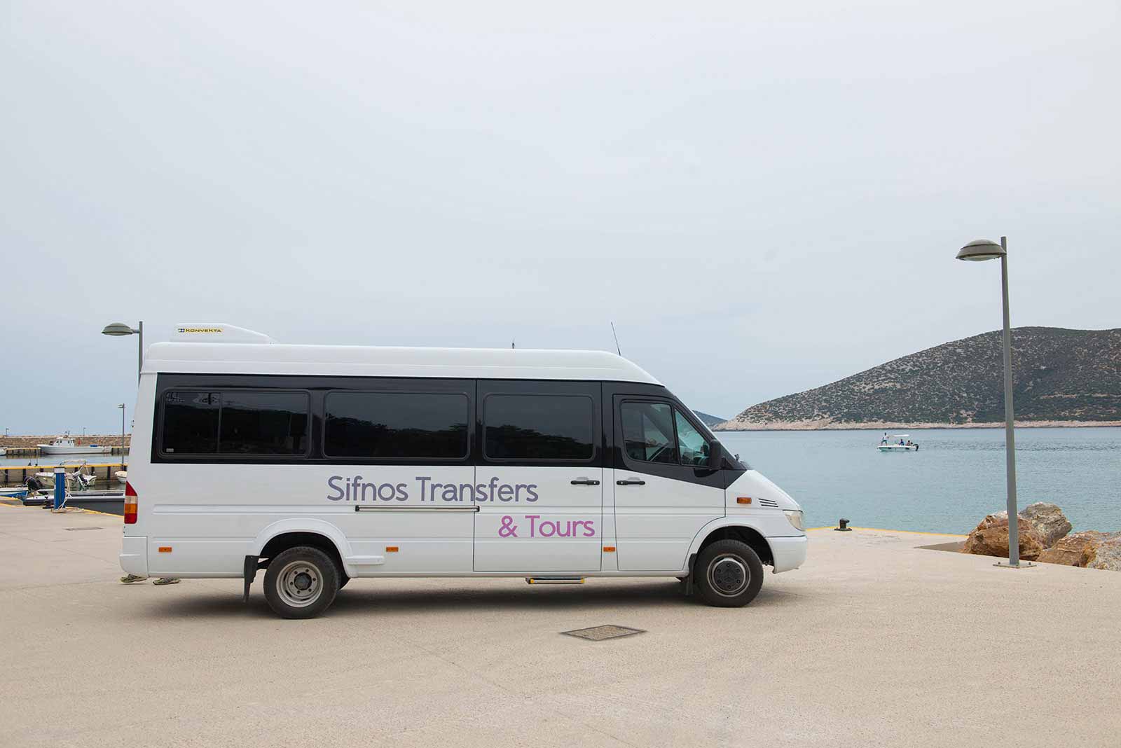 Transferts avec bus privé autour de Sifnos