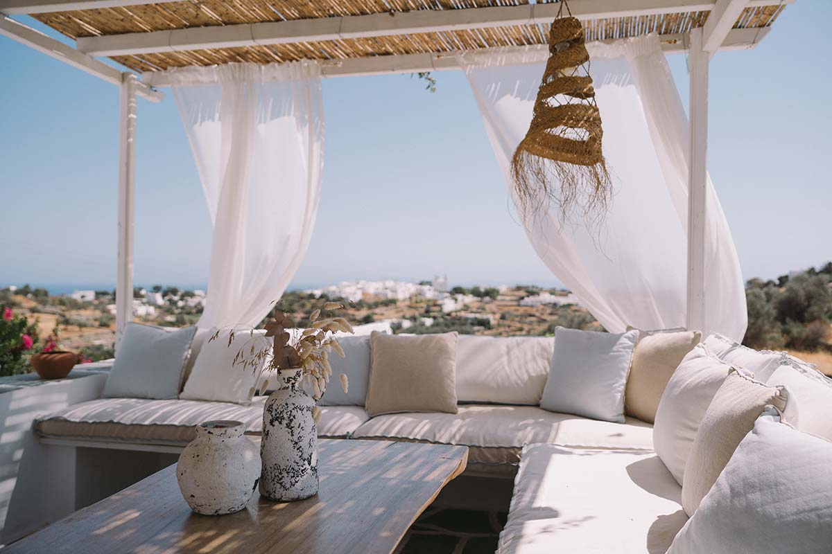 Les suites Nissos dans le beau village d'Apollonia