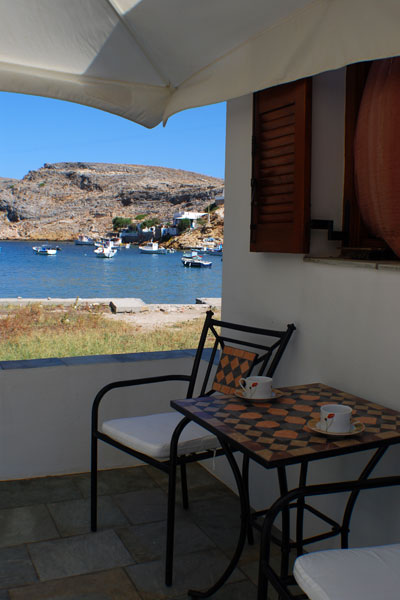 Maria studios dans Cheronissos, par la mer