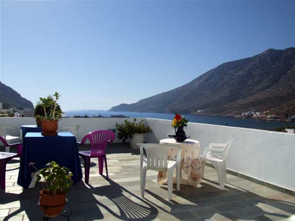Zorbas chambres à un emplacement idéal dans Kamares