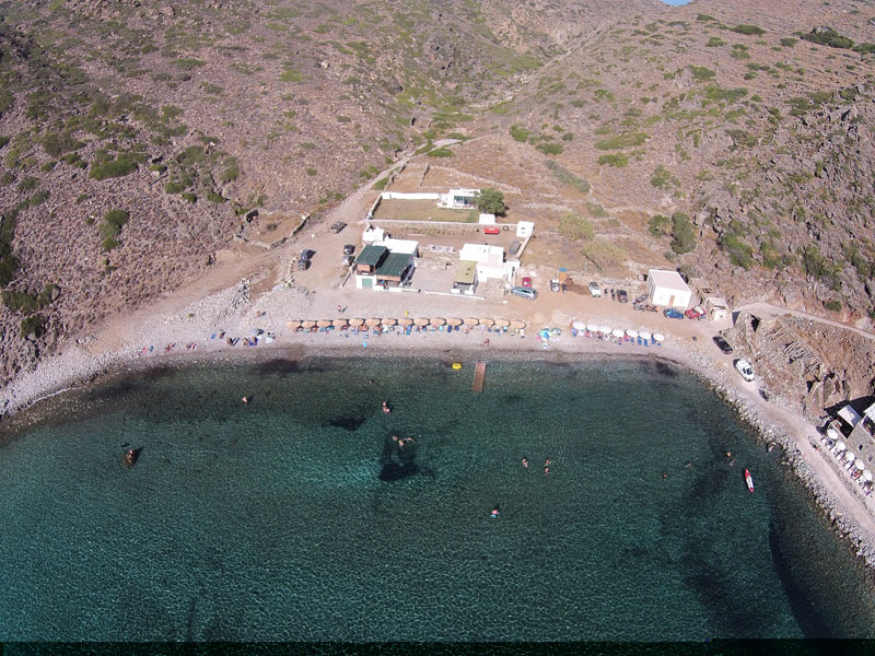 Le café-restaurant Vroulidia, à la plage Vroulidia