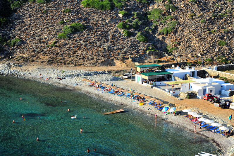 Le café-restaurant Vroulidia, à la plage Vroulidia